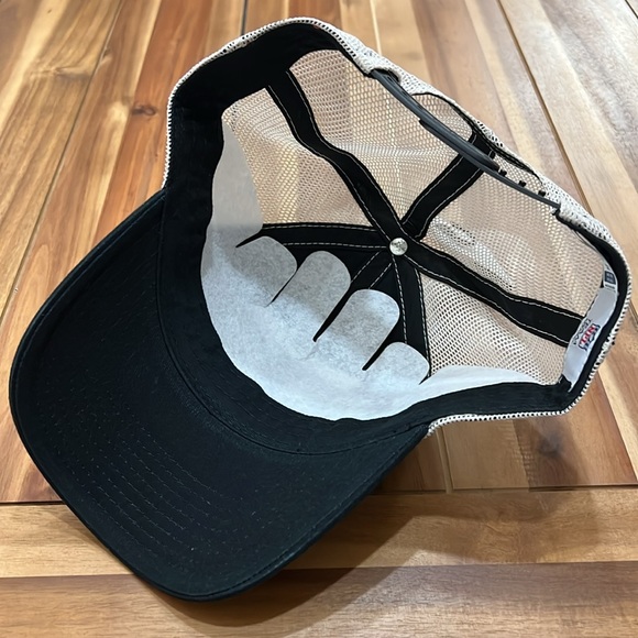 Las Vegas raiders hat - Picture 5 of 5